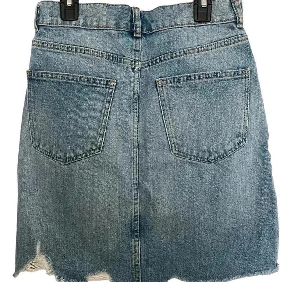 Zara Blue Denim Jean Skirt Size Small Distressed Mini Skirt 100% Cotton Fitted - Picture 4 of 7